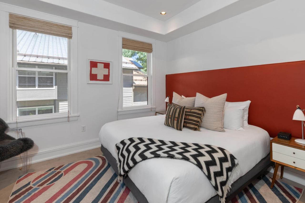 Two-Bedroom Apartment - Element 52 West 101 at Element 52, Auberge Collection