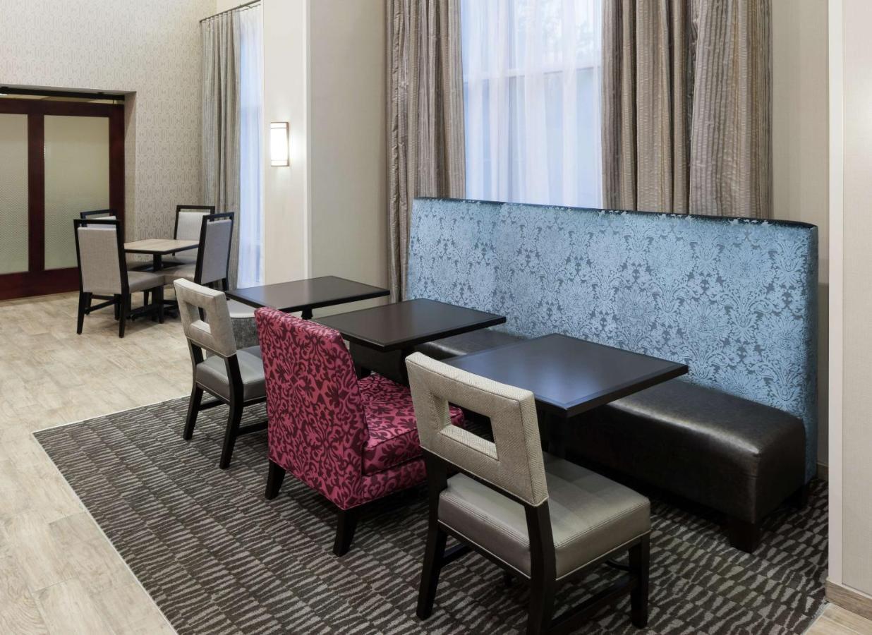 | Hampton Inn & Suites Westford-Chelmsford
