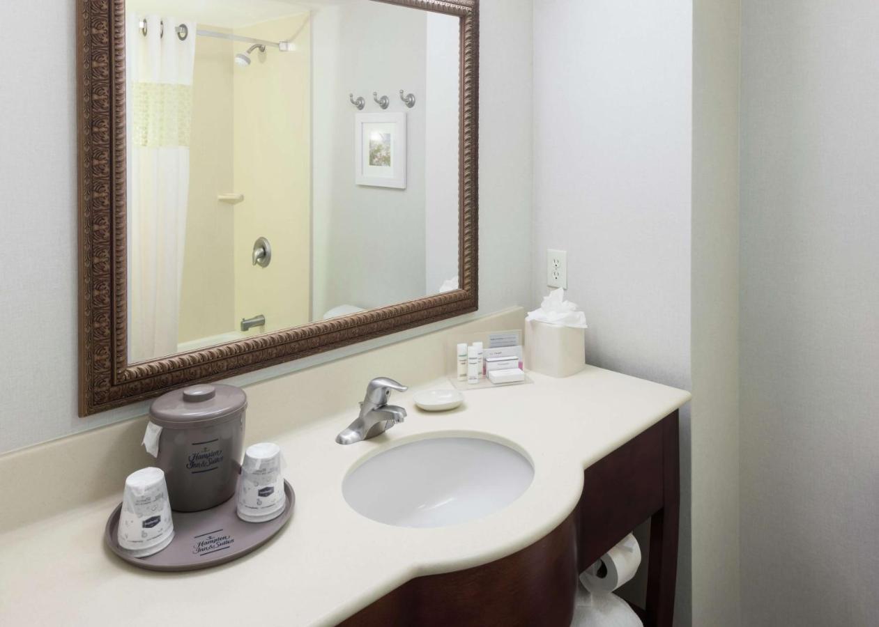 | Hampton Inn & Suites Westford-Chelmsford