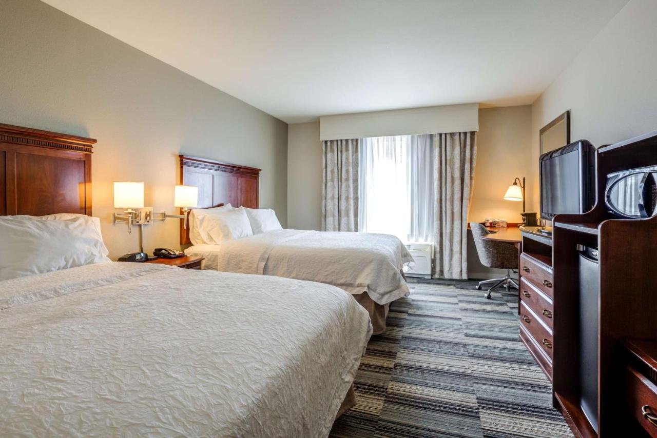 | Hampton Inn & Suites Westford-Chelmsford