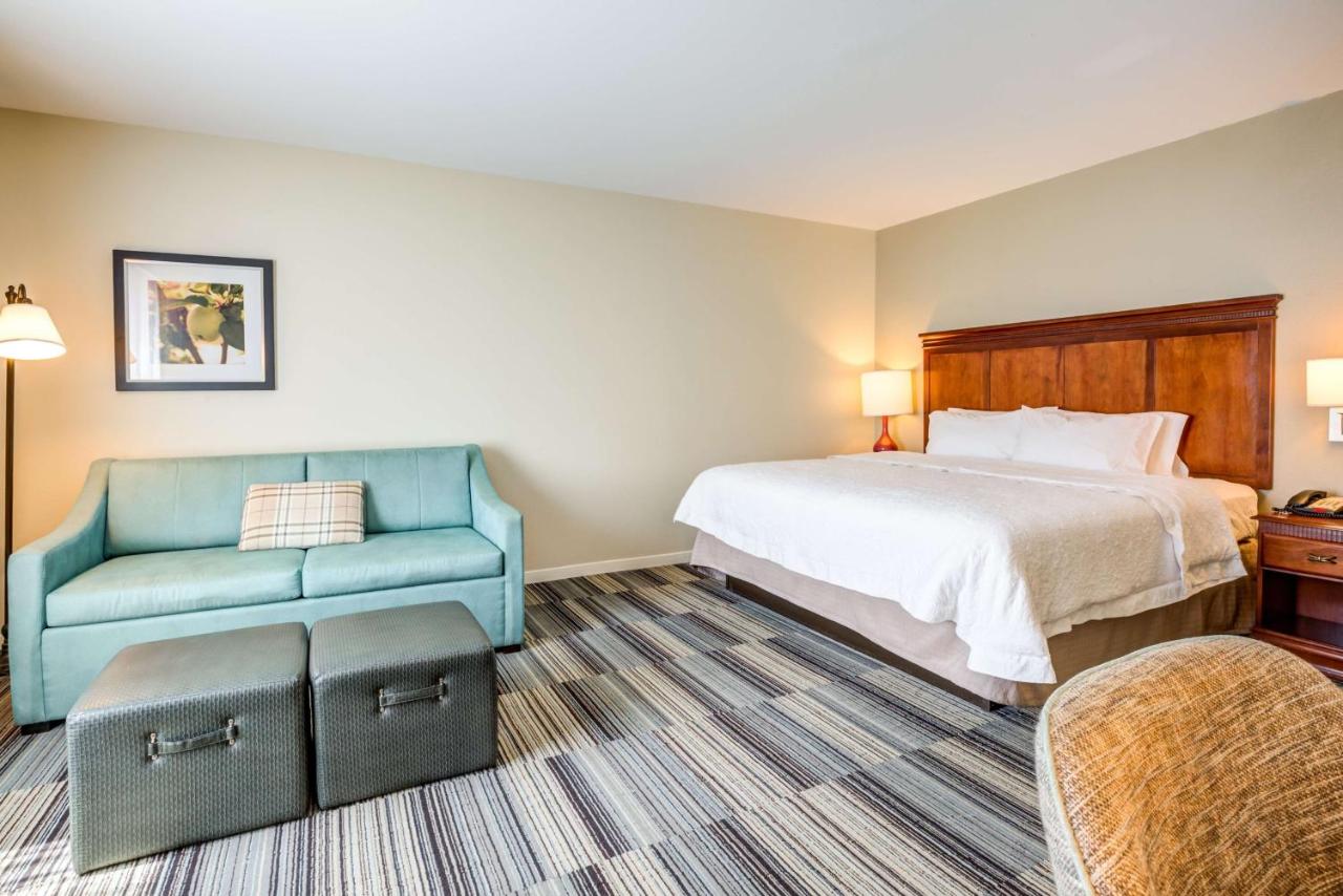 | Hampton Inn & Suites Westford-Chelmsford