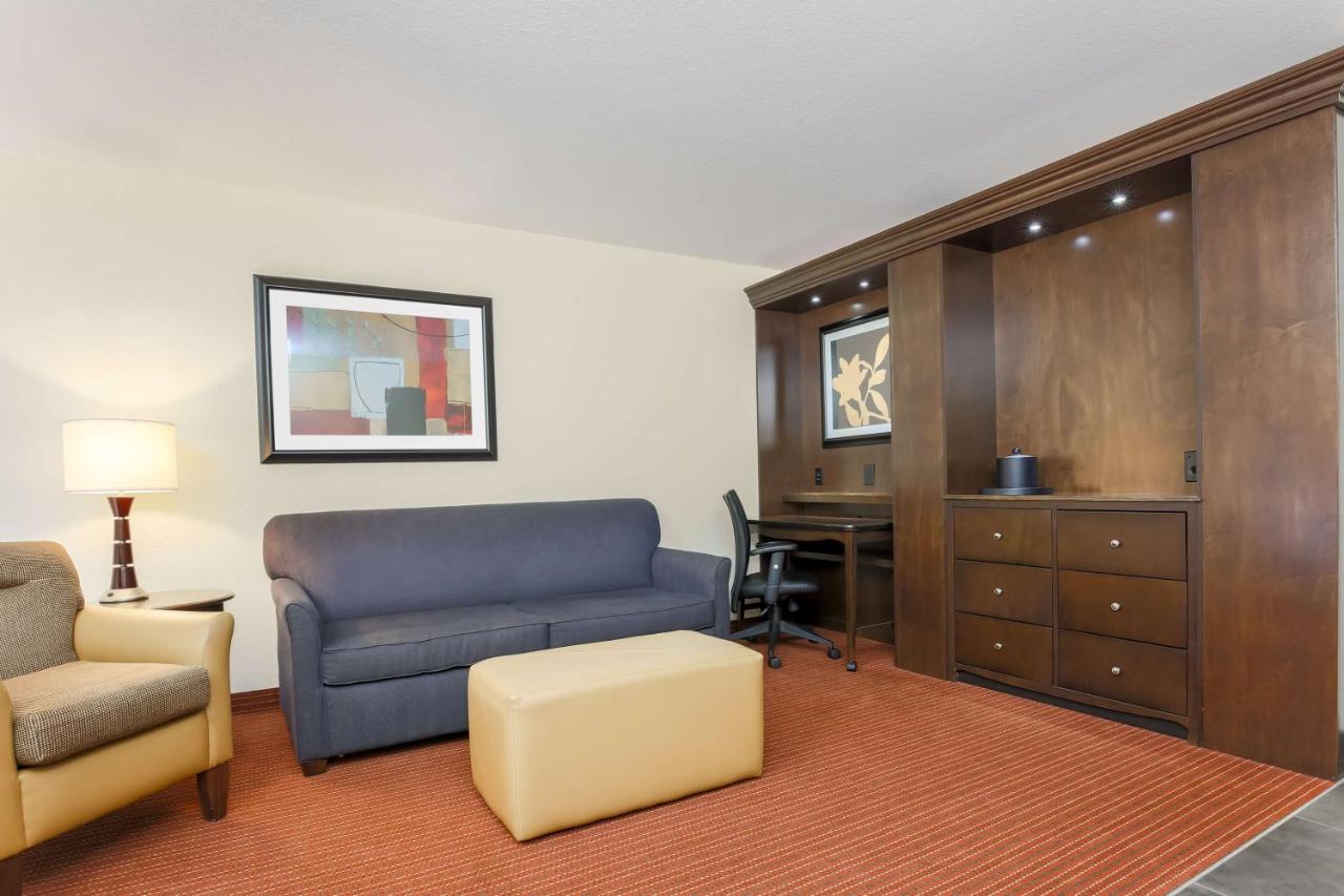 Deluxe Queen Room with Two Queen Beds and Sofa Bed at Hampton Inn Champaign/Urbana
