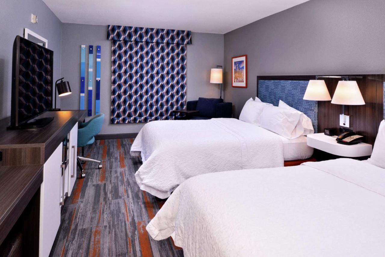 King Room - Disability Access/Non-Smoking at Hampton Inn & Suites Legacy Park-Frisco