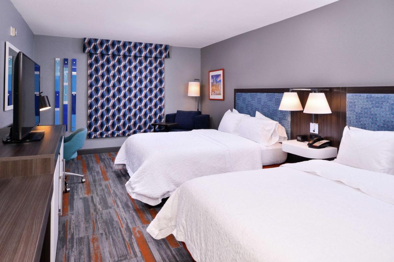 King Room - Disability Access/Non-Smoking at Hampton Inn & Suites Legacy Park-Frisco