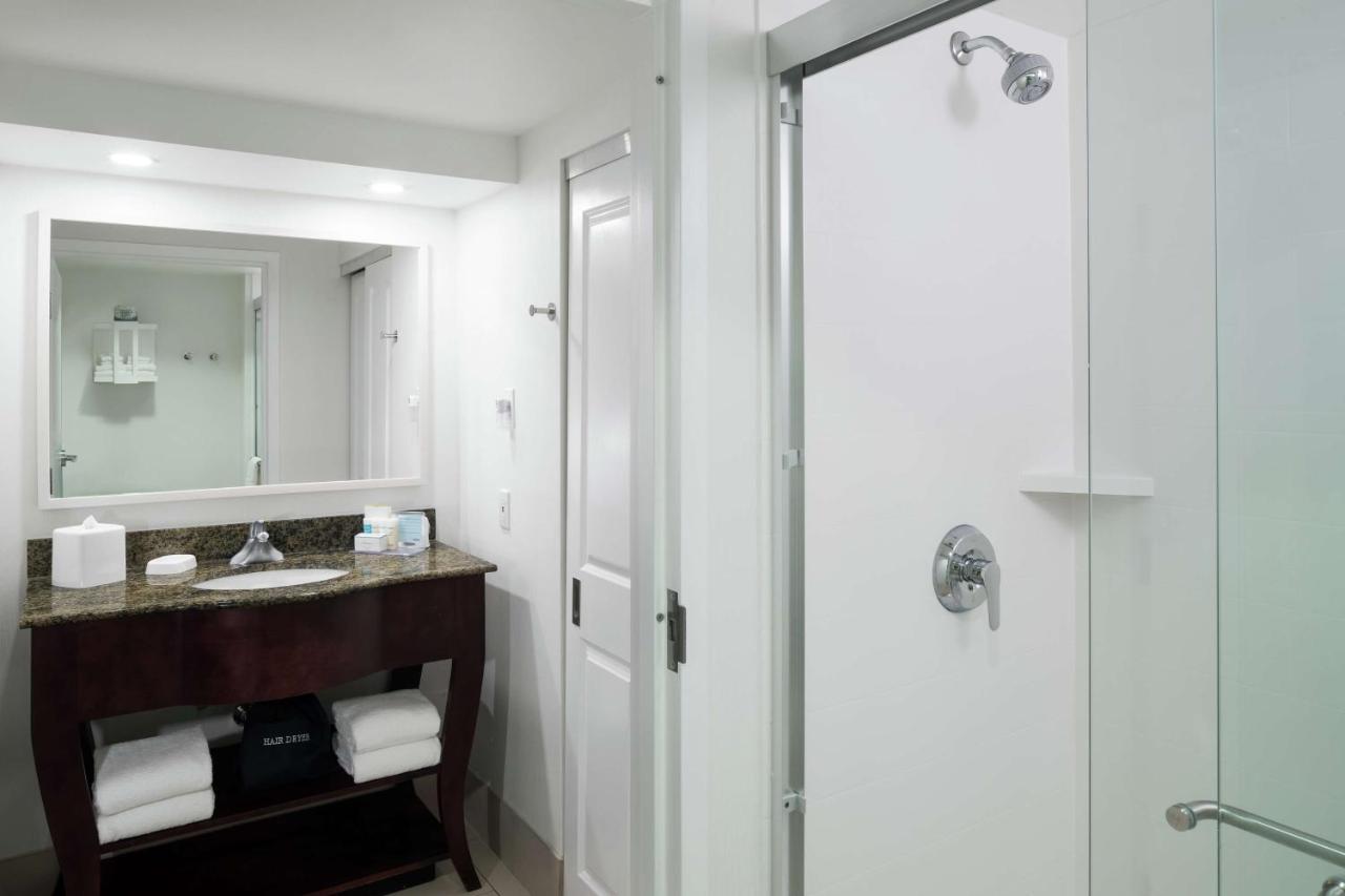 One-Bedroom King Suite with Sofa Bed and Kitchen at Hampton Inn & Suites Memphis-Beale Street