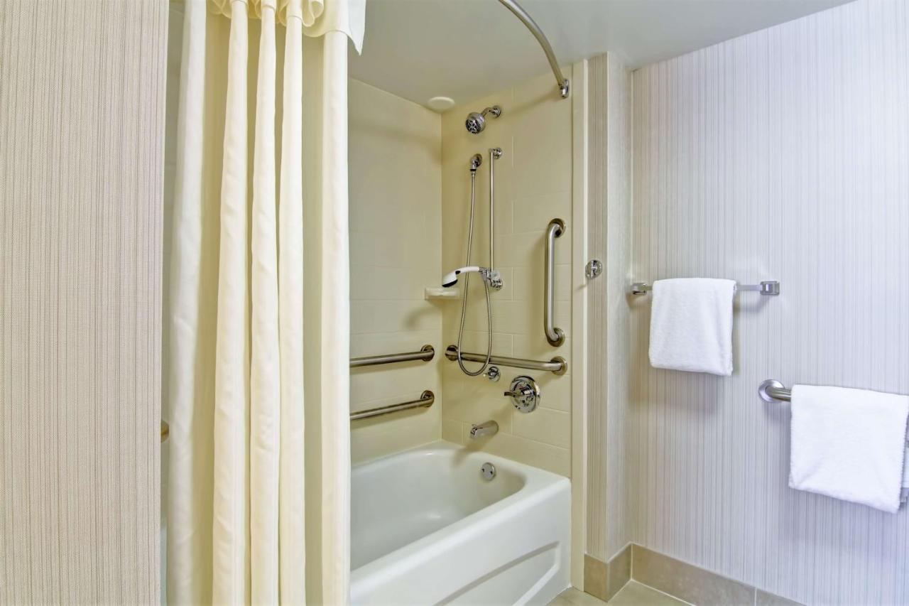 | Homewood Suites by Hilton Washington, D.C. Downtown
