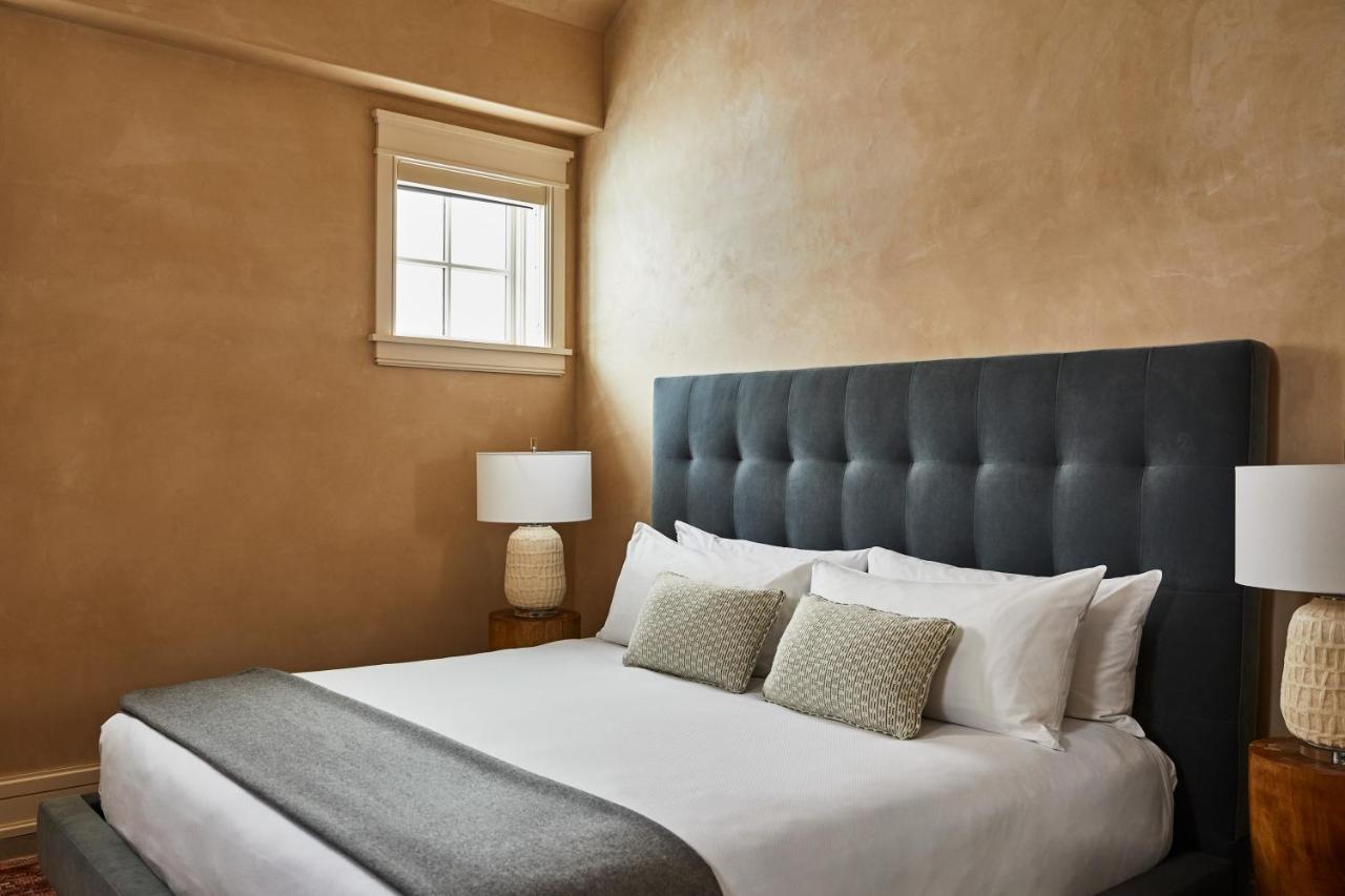 Three-Bedroom Apartment - Element 52 Central 302 at Element 52, Auberge Collection
