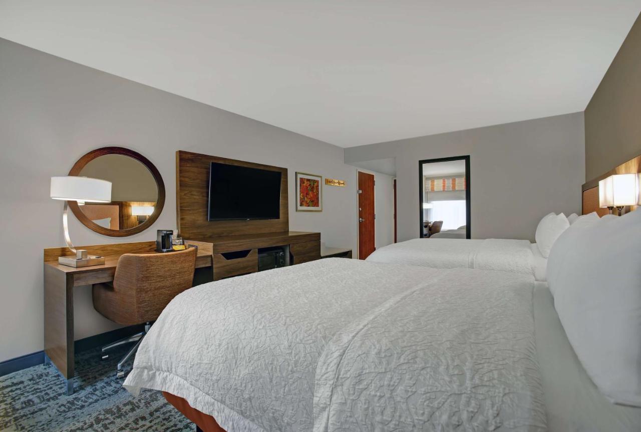 Double Room with Two Double Beds - Non-Smoking at Hampton Inn Salisbury
