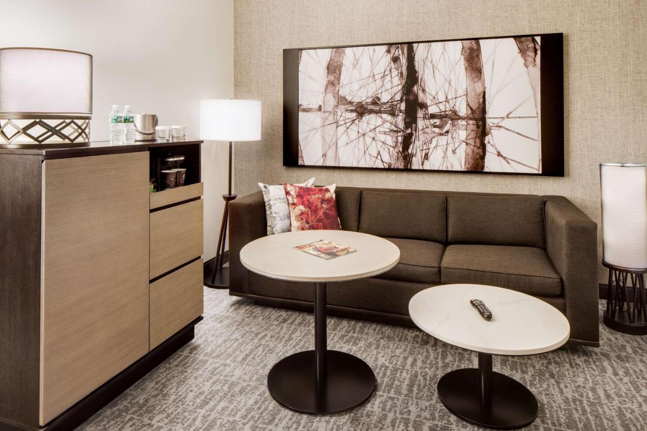 Junior Queen Suite - Mobility Accessible at DoubleTree by Hilton Hotel & Suites Jersey City