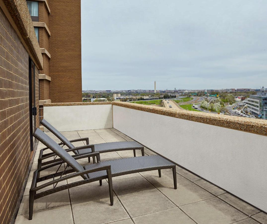King Suite with Balcony at DoubleTree by Hilton Washington DC - Crystal City