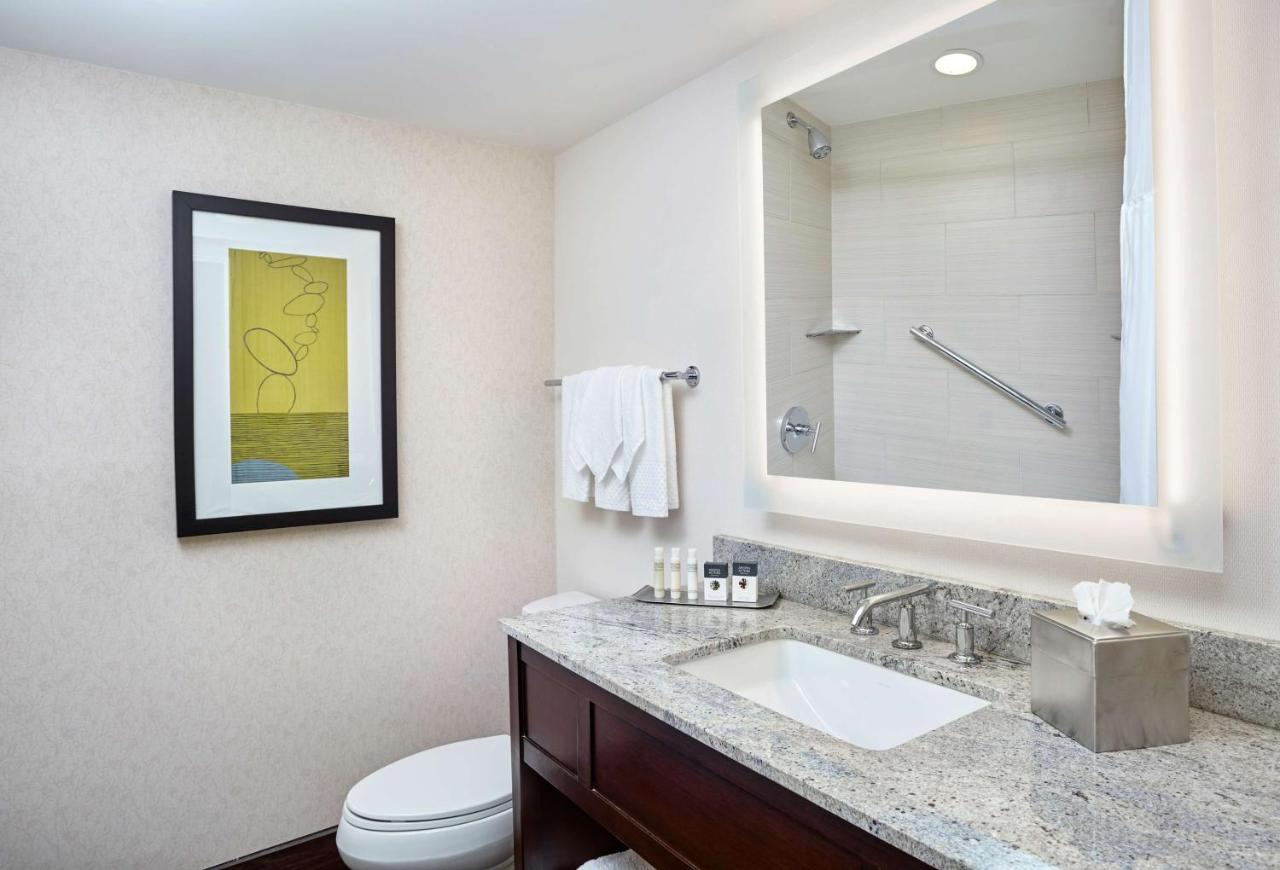 Double Room with Two Beds with Roll - In Shower - Disability Access at DoubleTree by Hilton Washington DC - Crystal City