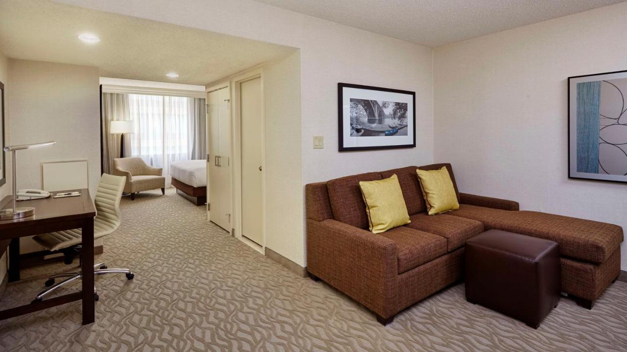  | DoubleTree by Hilton Hotel Washington DC - Crystal City