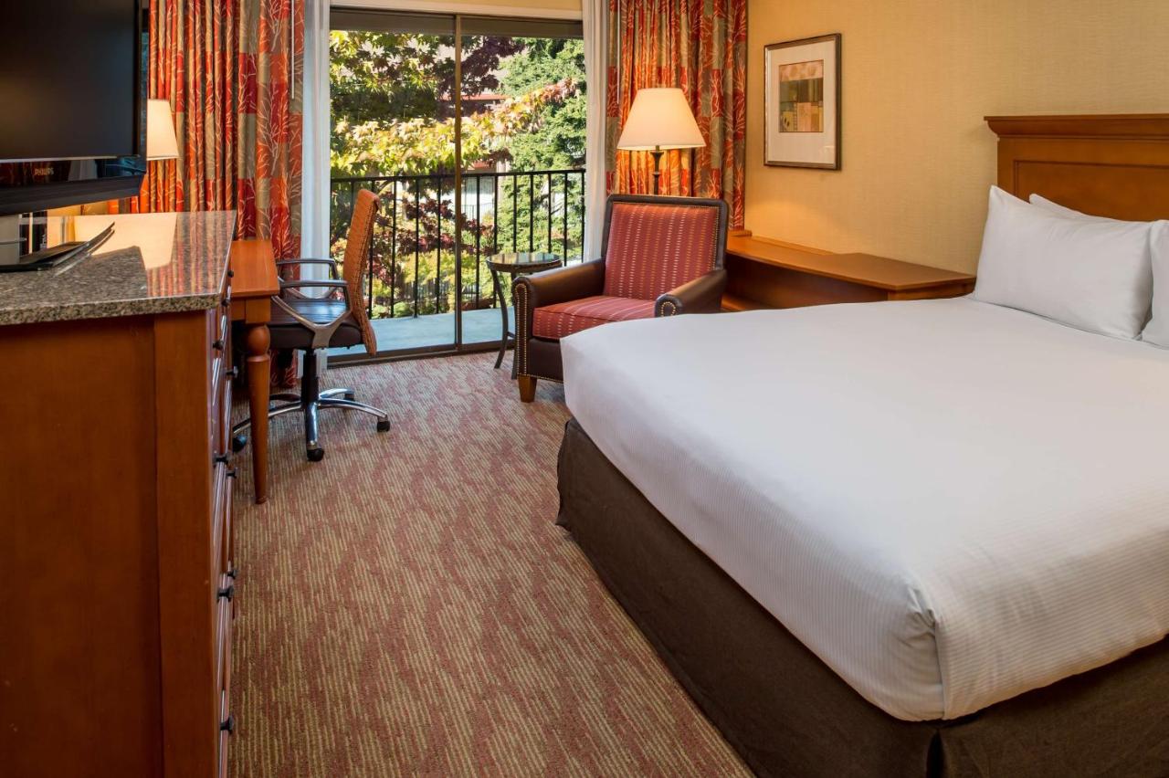 King Room with Balcony at DoubleTree by Hilton Seattle Airport