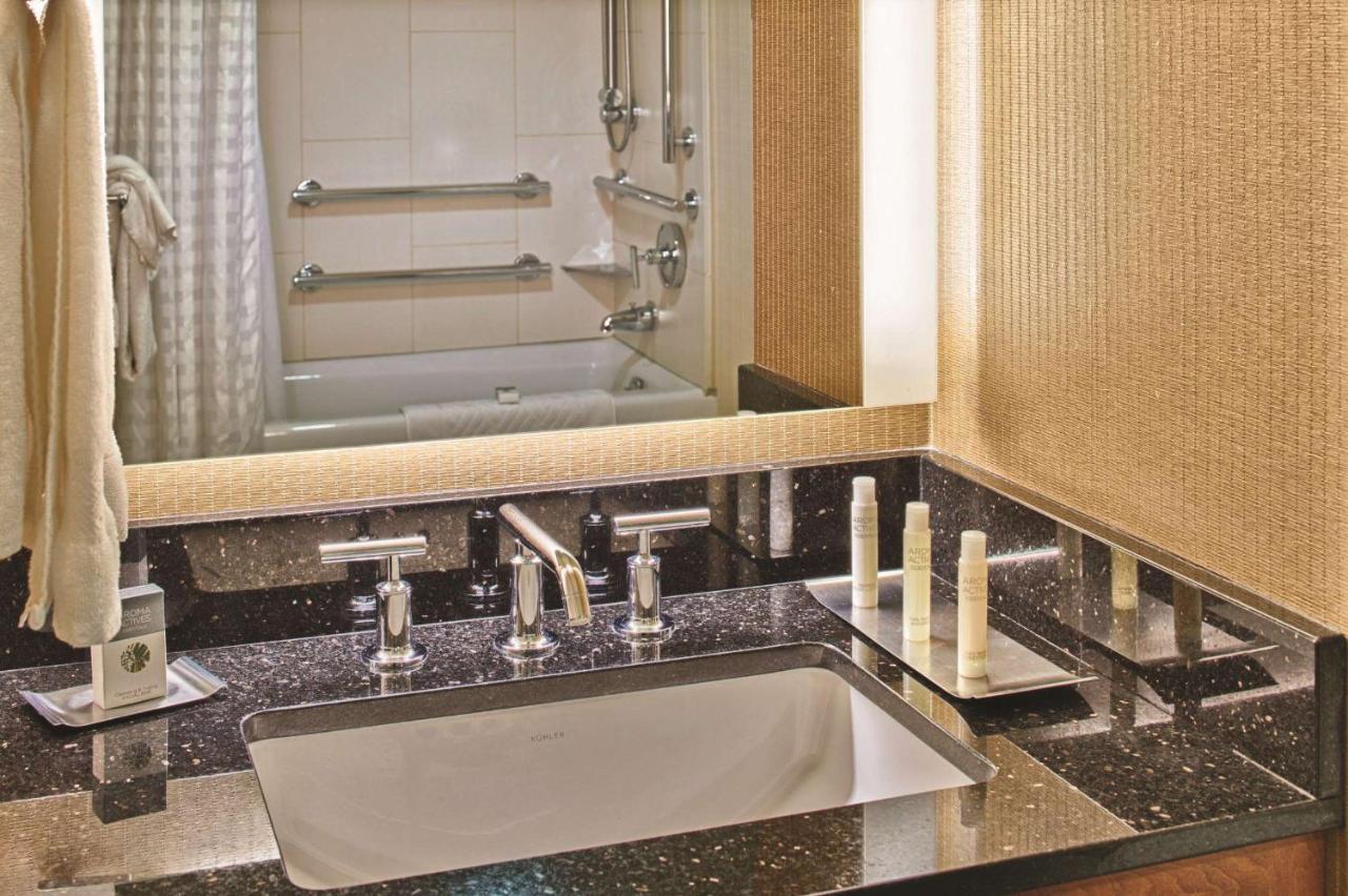 Queen Room with Two Queen Beds - Hearing Accessible with Tub at DoubleTree by Hilton Seattle Airport