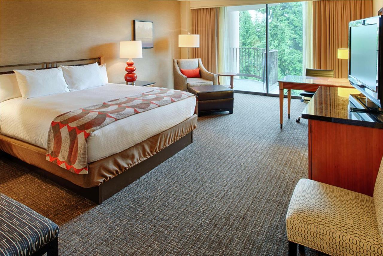 King Room with Balcony and Mountain View at DoubleTree by Hilton Seattle Airport