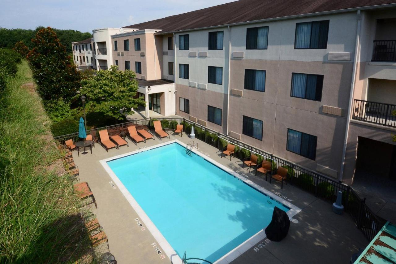 | Courtyard Danville