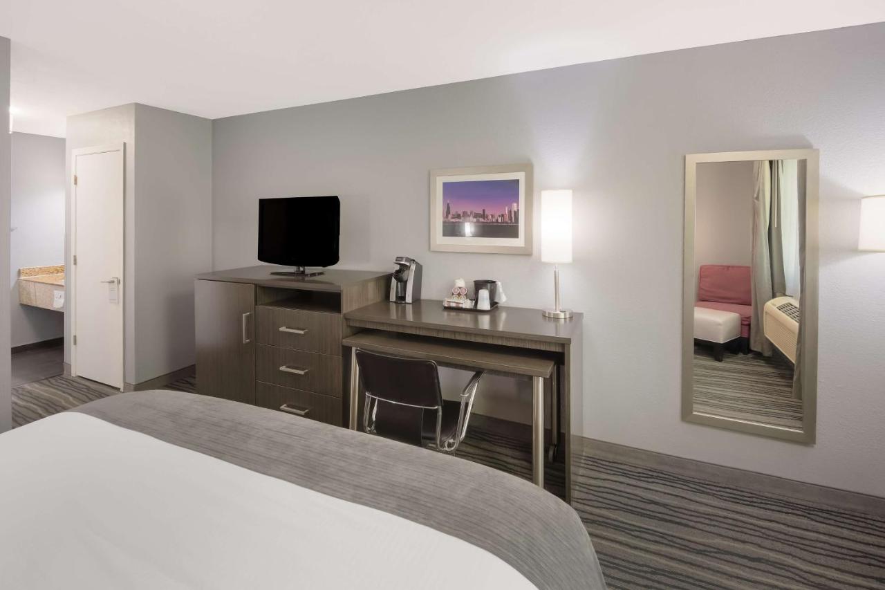 King Room - Non-Smoking at Best Western Riverside Inn