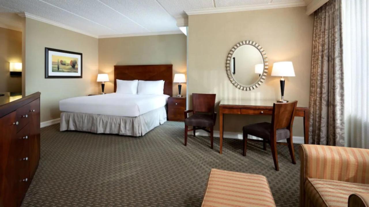 Deluxe King Room at Hyatt Regency Houston West