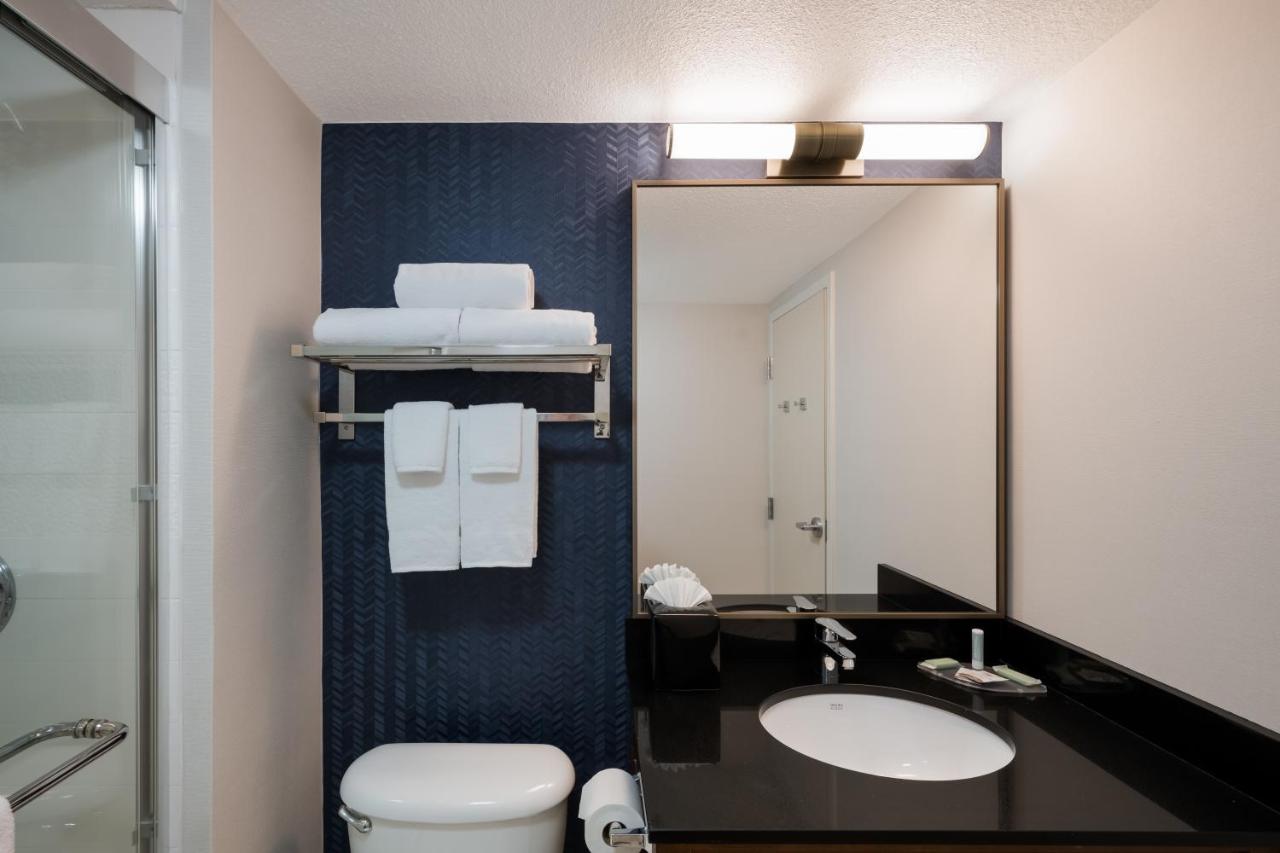 | Fairfield Inn Boston Tewksbury/Andover