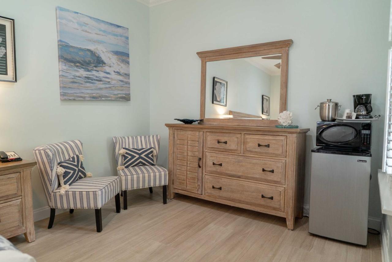 King Room at Southernmost House - Adult Exclusive