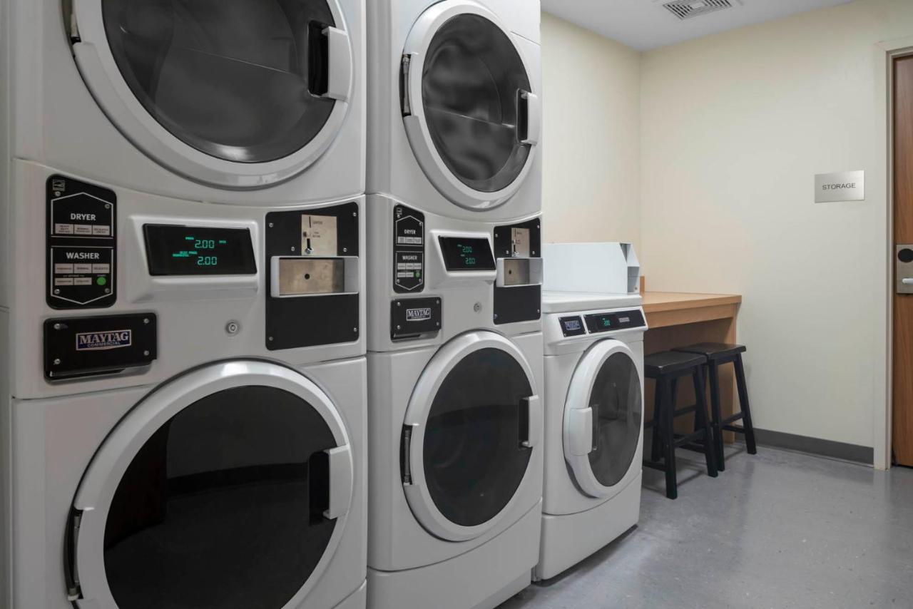 | Fairfield by Marriott Inn & Suites Dallas DFW Airport North, Irving