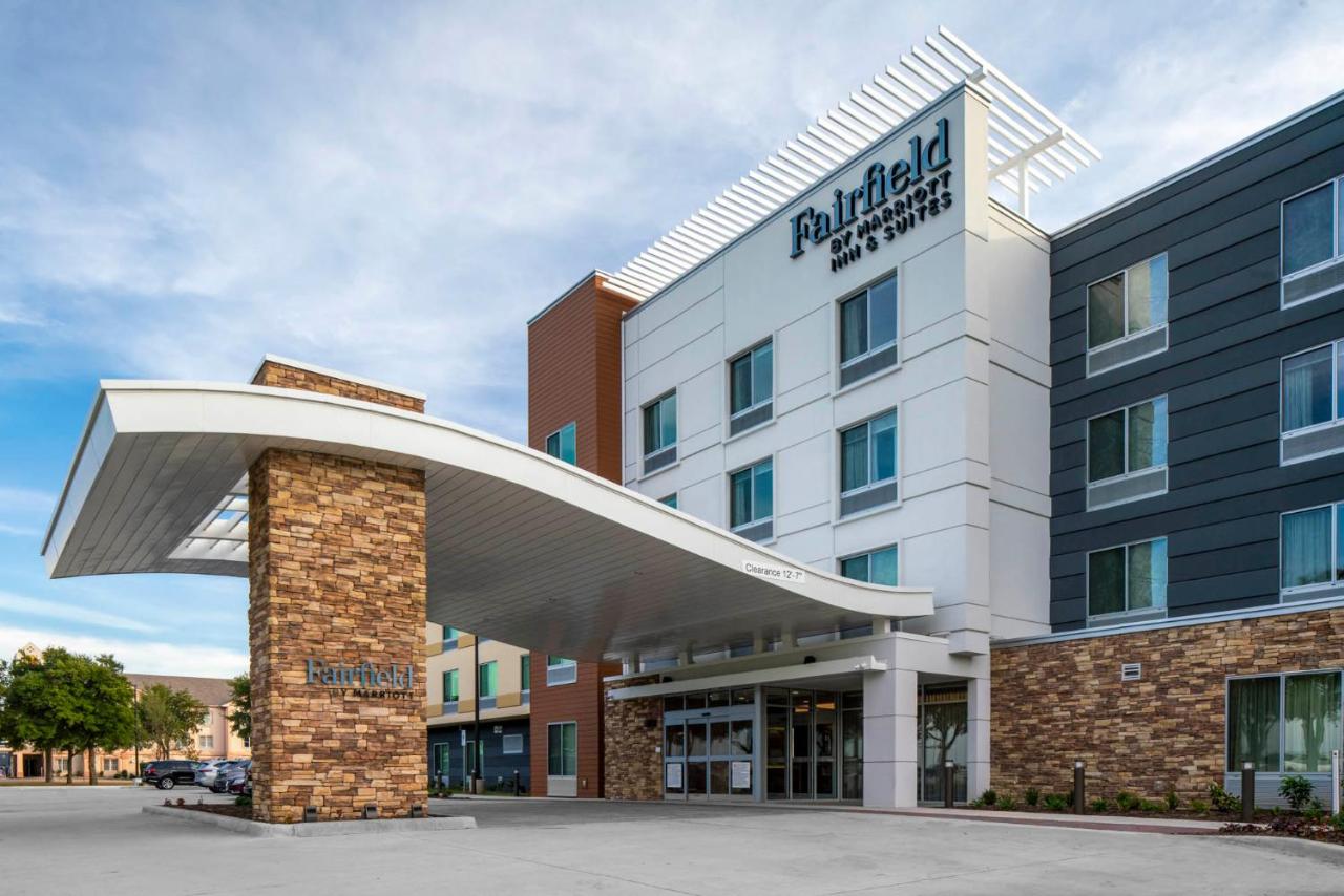 | Fairfield by Marriott Inn & Suites Dallas DFW Airport North, Irving