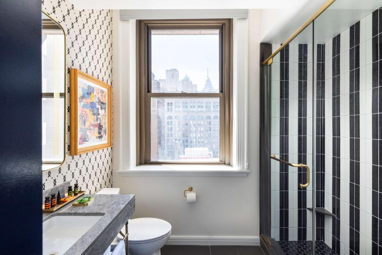 King Room with City View at Canopy by Hilton Philadelphia Center City