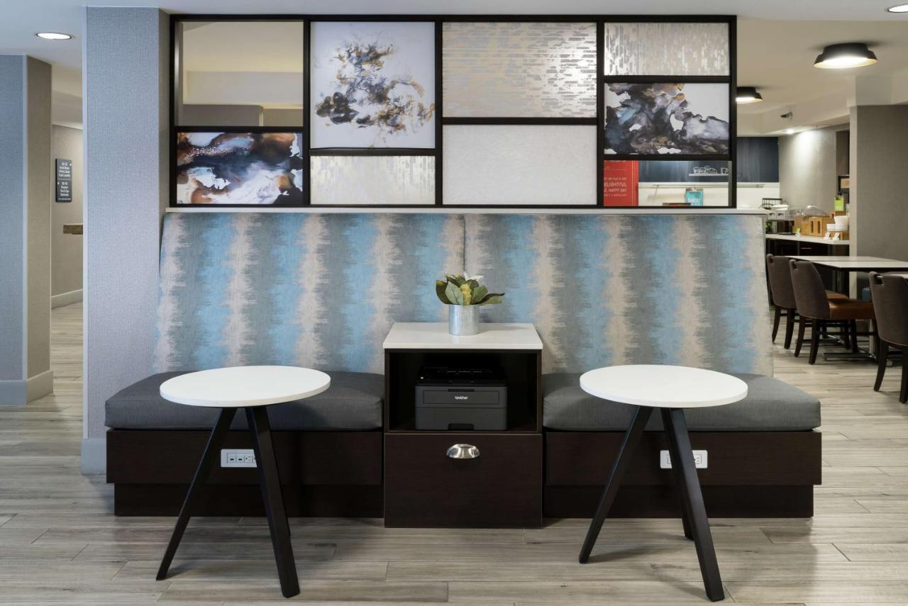 | Hampton Inn Los Angeles Santa Clarita