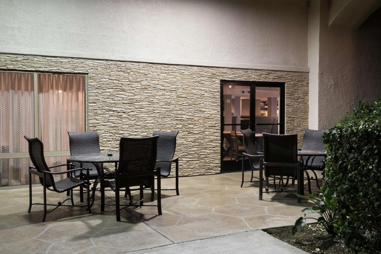 | Hampton Inn Los Angeles Santa Clarita