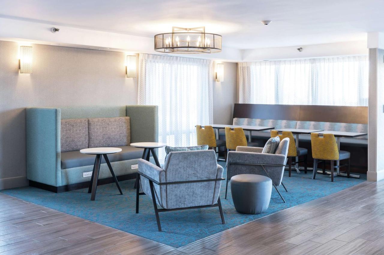 | Hampton Inn Los Angeles Santa Clarita