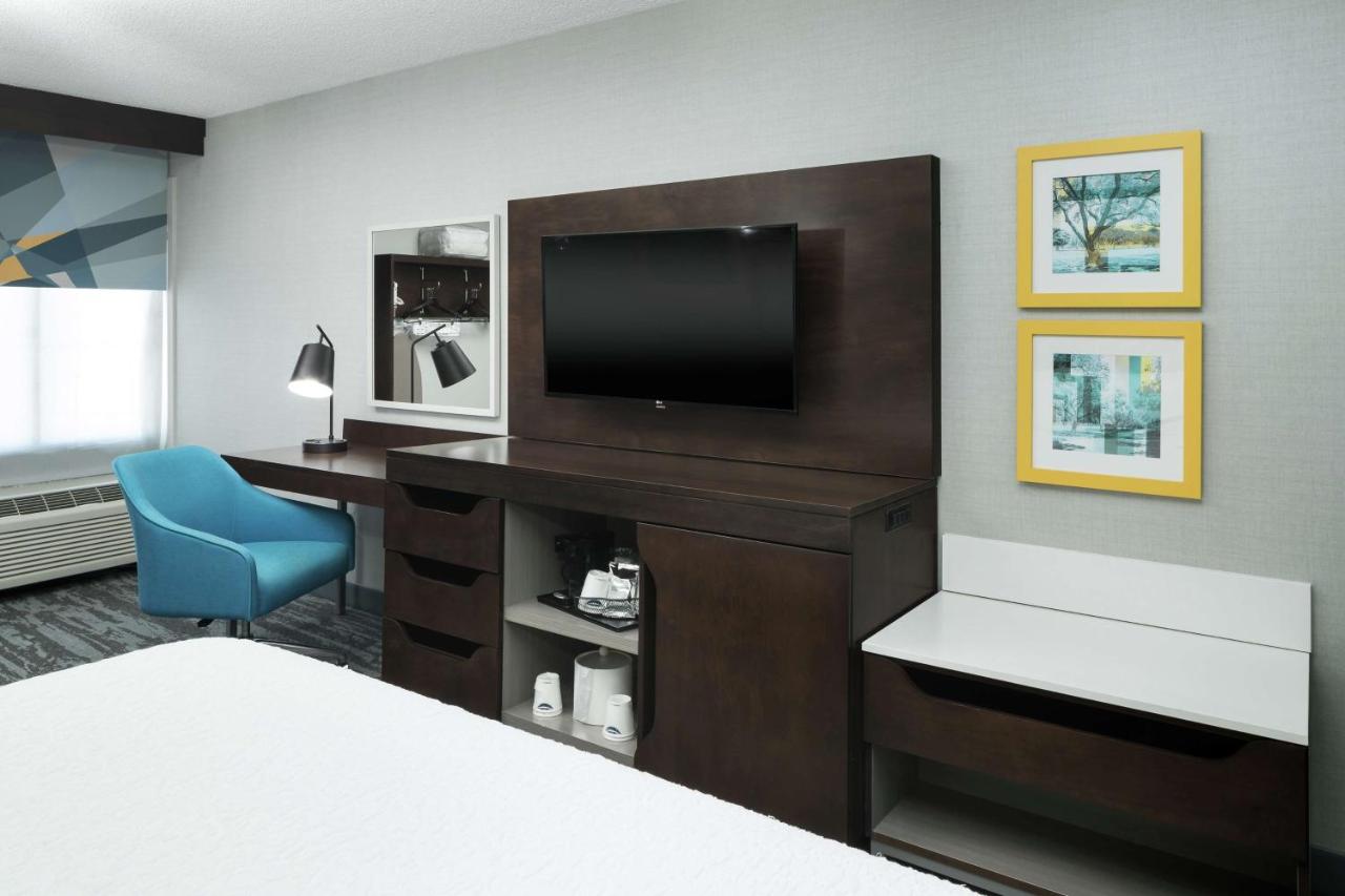 | Hampton Inn Los Angeles Santa Clarita