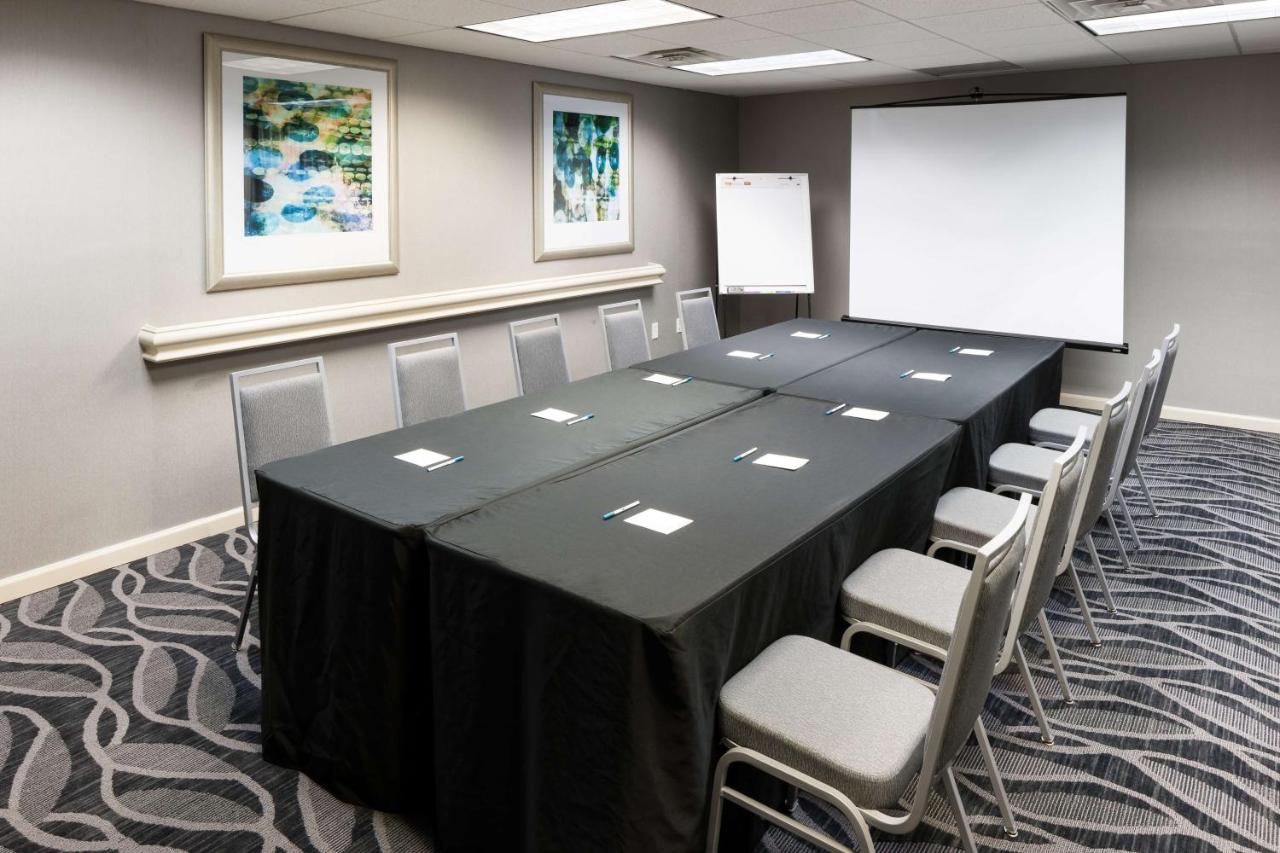 | Homewood Suites by Hilton Mahwah