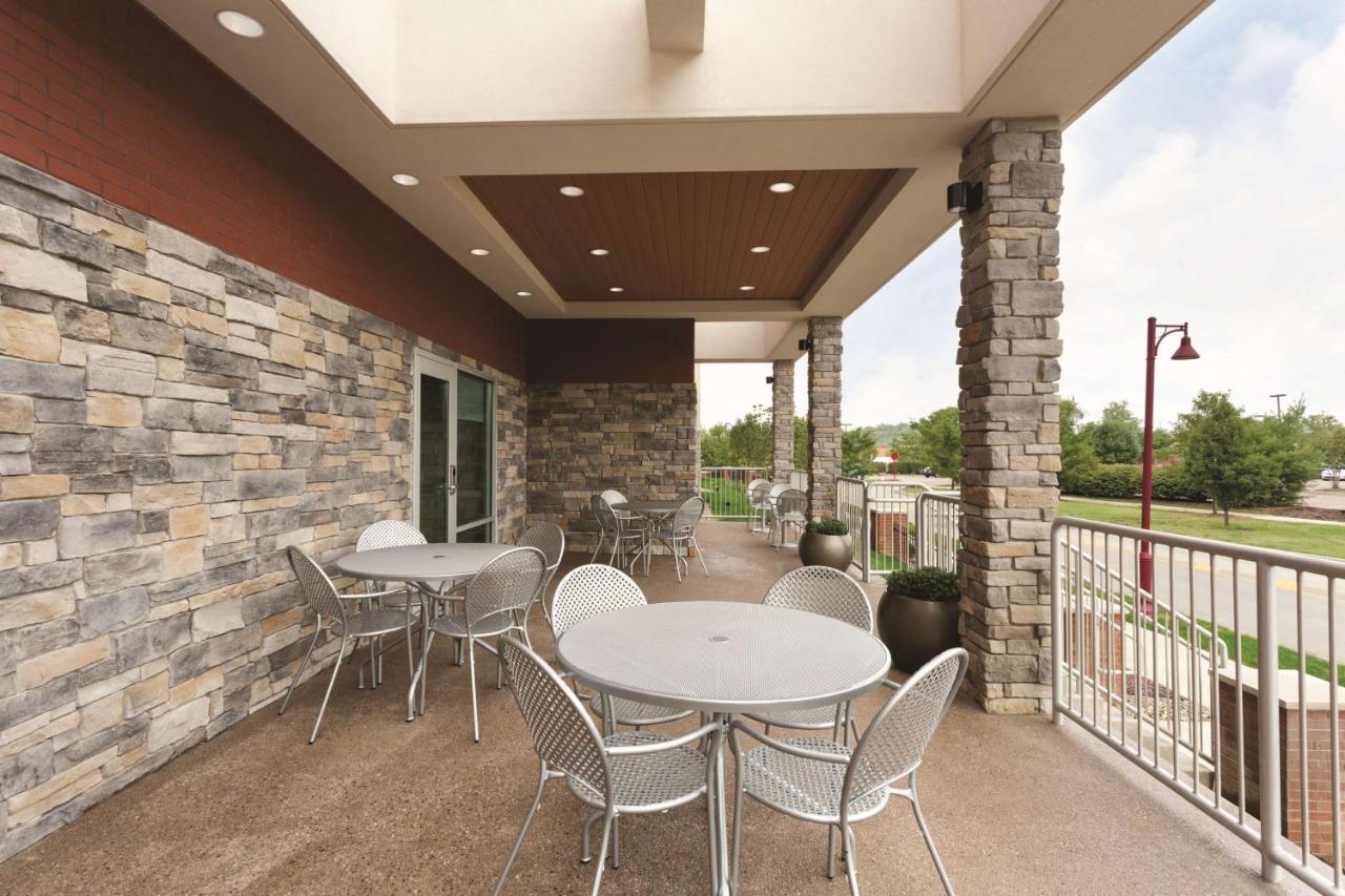 | Home2Suites Pittsburgh Cranberry