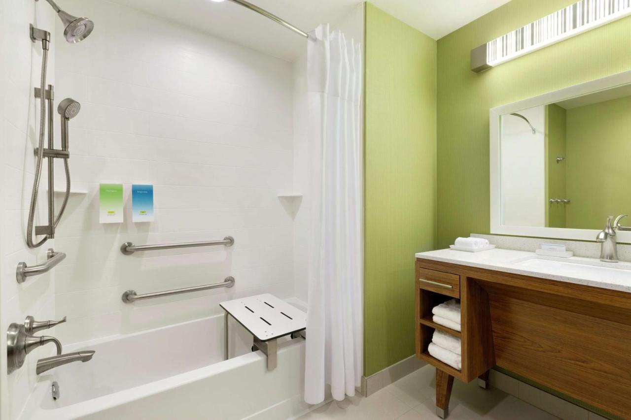 | Home2Suites Pittsburgh Cranberry