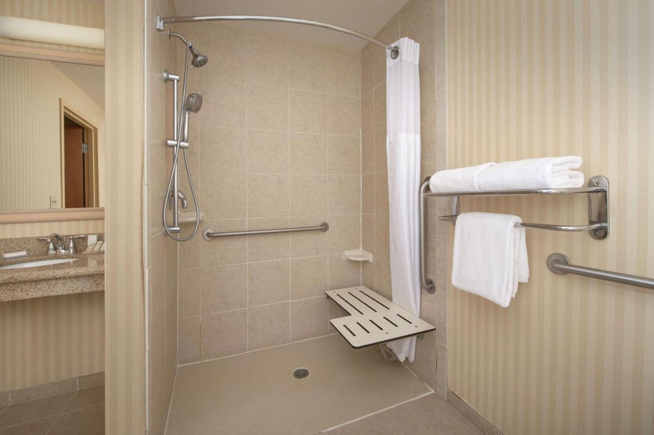 King Room - Hearing Accessible with Roll in Shower at Hilton Garden Inn Odessa