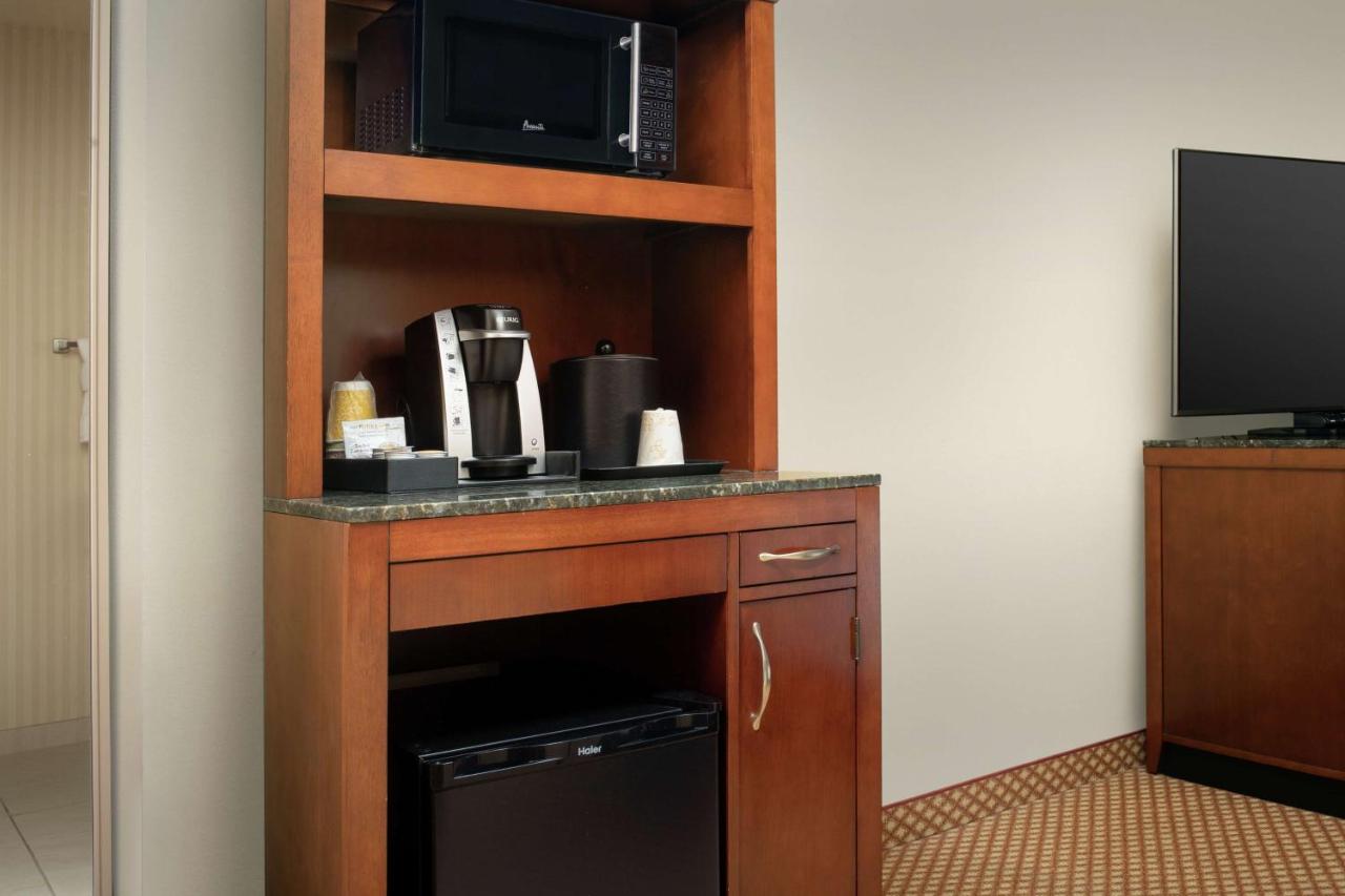 King Room at Hilton Garden Inn Odessa