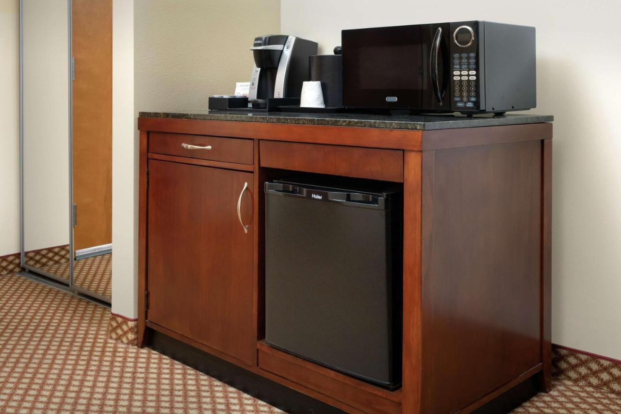 King Room - Hearing Accessible at Hilton Garden Inn Odessa