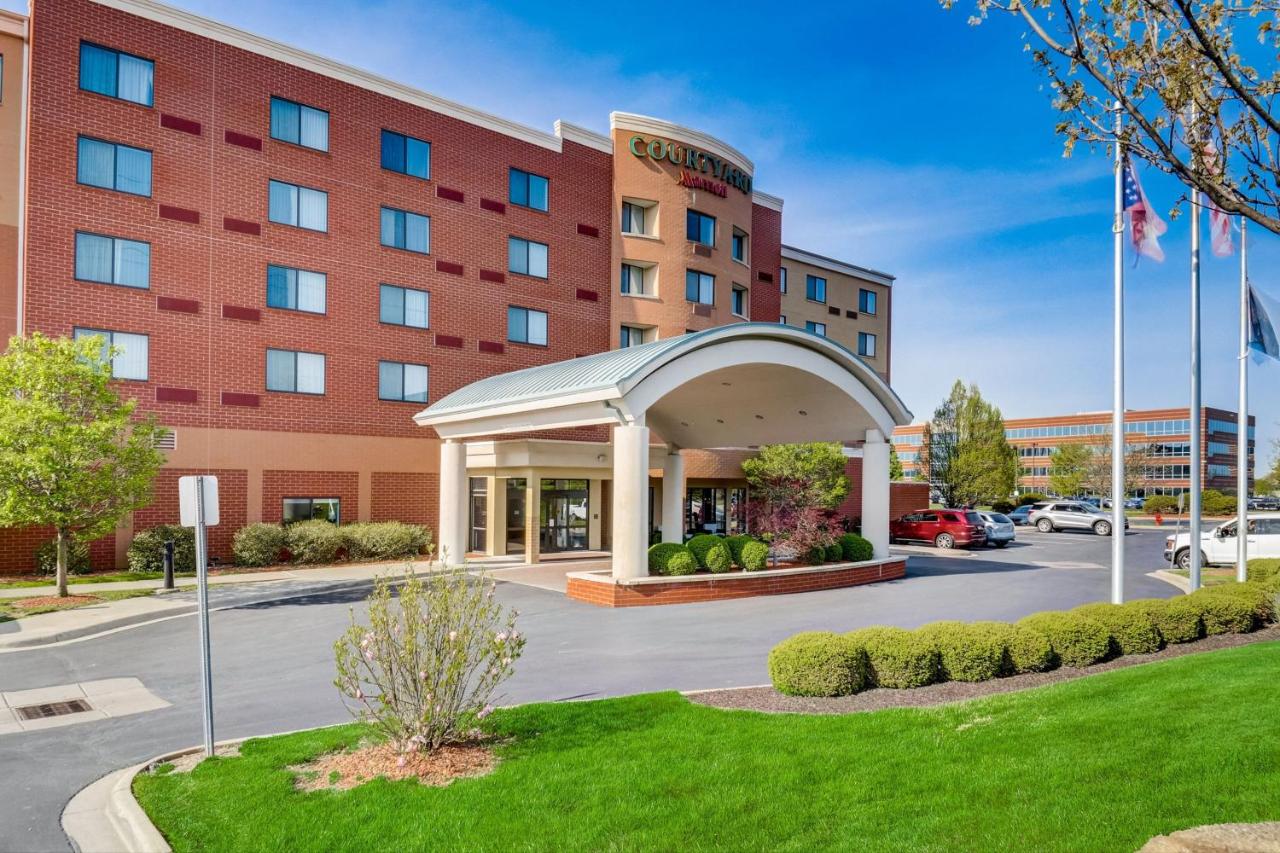  | Courtyard Cincinnati North at Union Centre