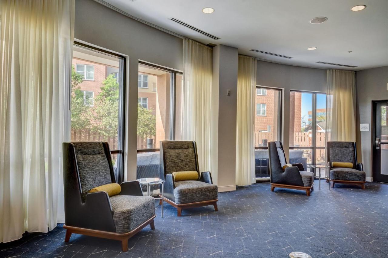 | Courtyard Cincinnati North at Union Centre