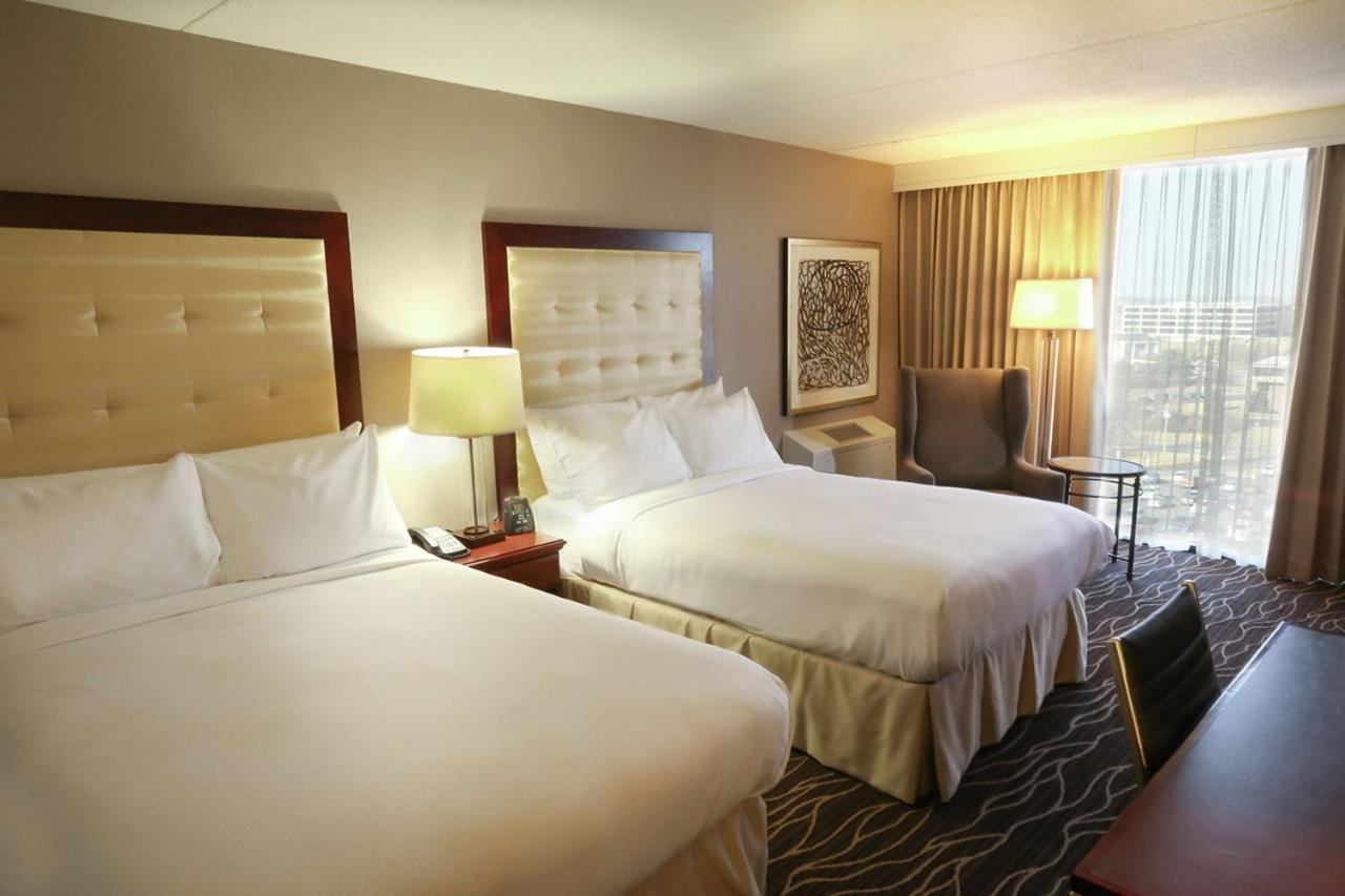 Superior Double Room with Two Double Beds - Higher Floor at Hilton Kansas City Airport
