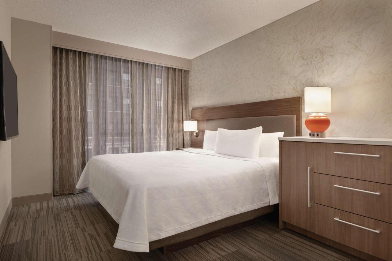One-Bedroom King Suite - Hearing Accessible at Home2 Suites by Hilton Chicago River North