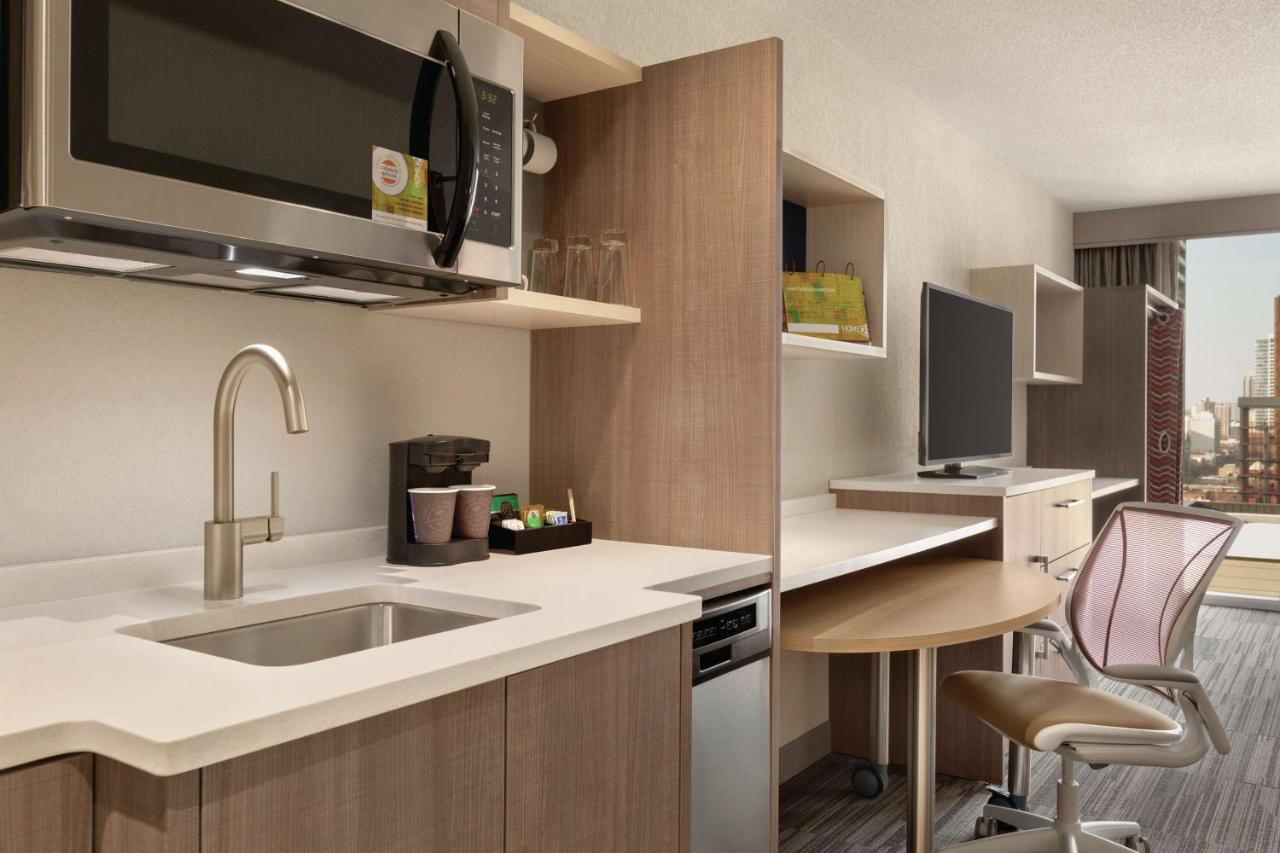 King Studio Suite with City View at Home2 Suites by Hilton Chicago River North