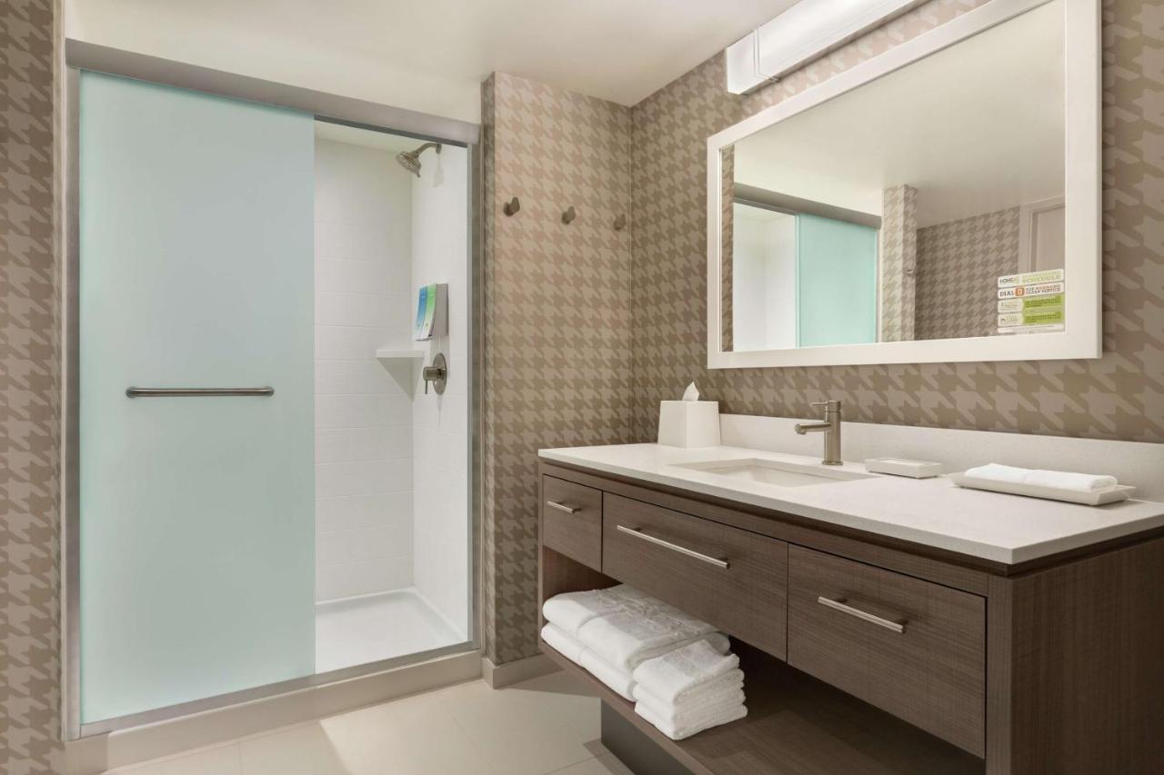 King Studio Suite - Hearing Accessible at Home2 Suites by Hilton Chicago River North