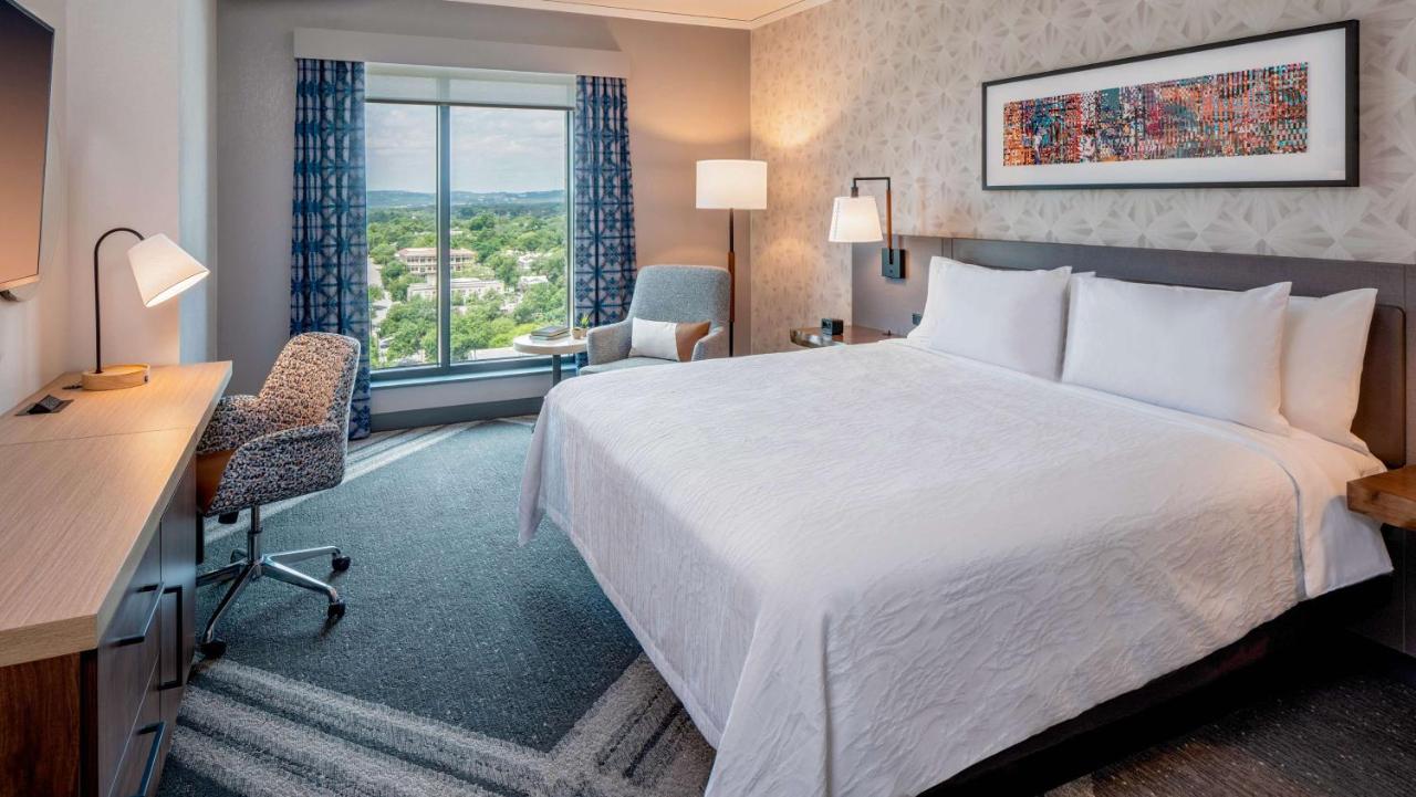 King Bed with City View at Hilton Garden Inn Austin University Capitol District