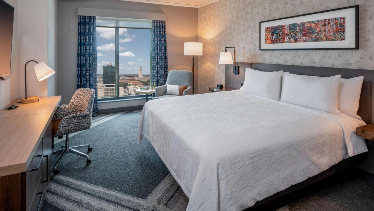 King Room with Tower View at Hilton Garden Inn Austin University Capitol District