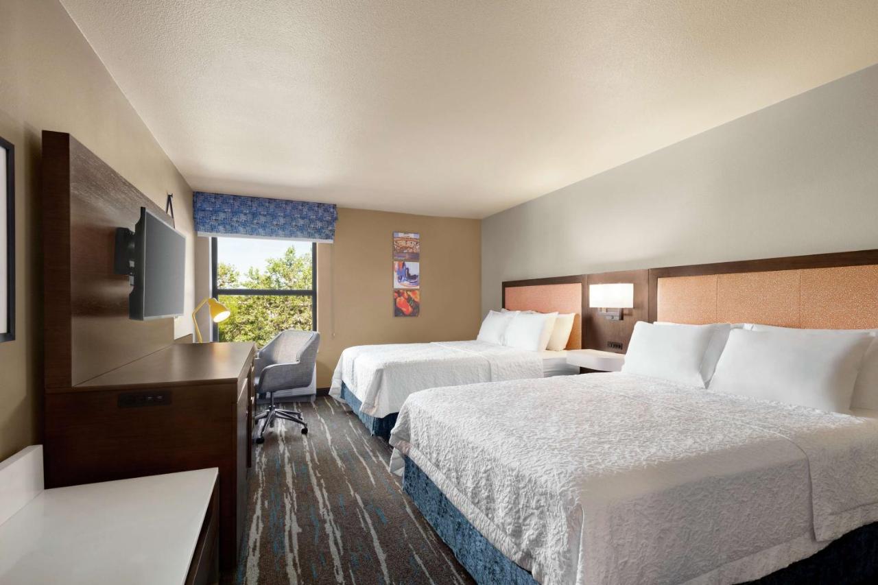 Queen Room with Two Queen Beds - Non-Smoking at Hampton Inn Sacramento/Rancho Cordova