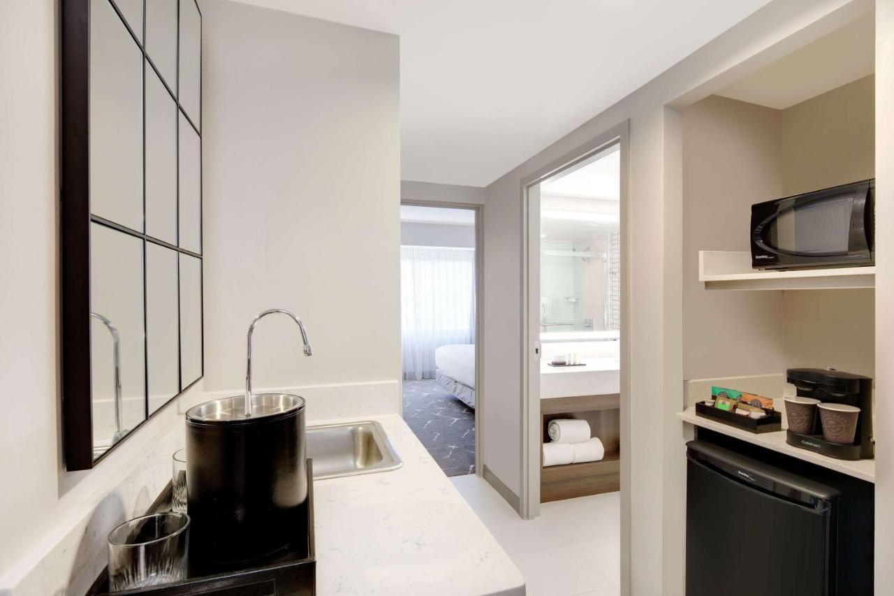 King Suite at Embassy Suites by Hilton Atlanta Perimeter Center