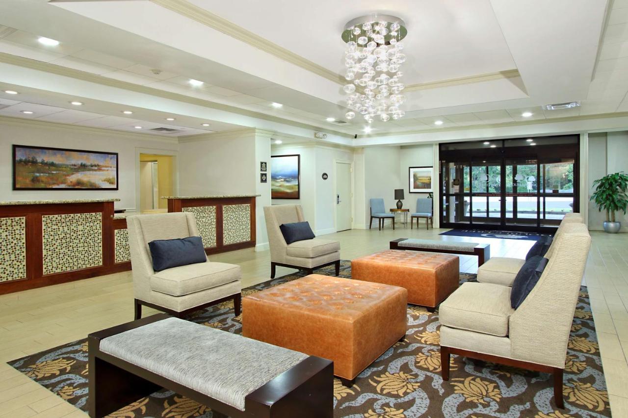 | DoubleTree by Hilton Mahwah