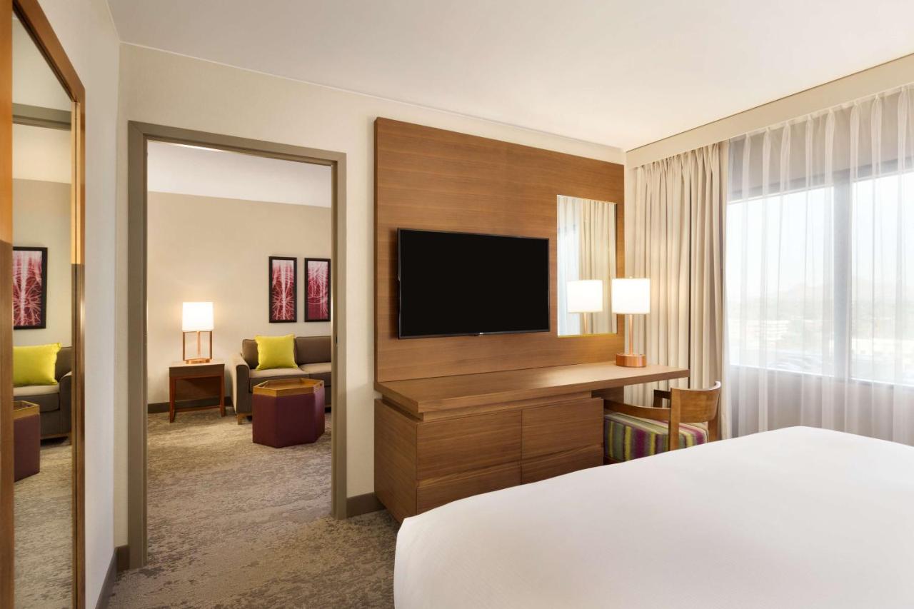 1 King Bed 1 Bedroom Suite at Embassy Suites by Hilton Phoenix Downtown North