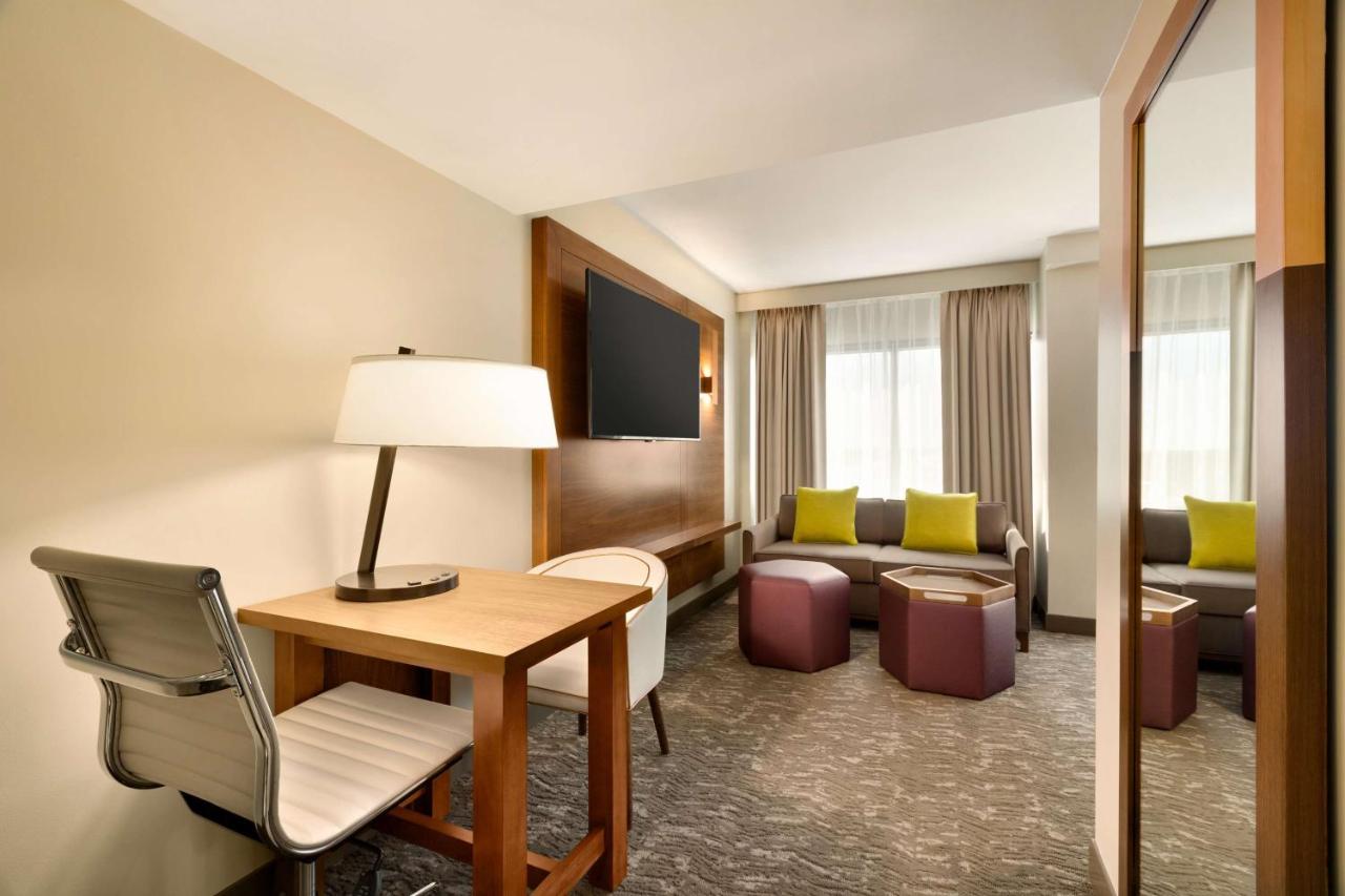 1 King Bed 1 Room Studio Suite at Embassy Suites by Hilton Phoenix Downtown North